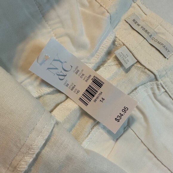 New York and Company NY&Co Womens 14 White Linen Belted 4 Inch Shorts NWT - Picture 7 of 9